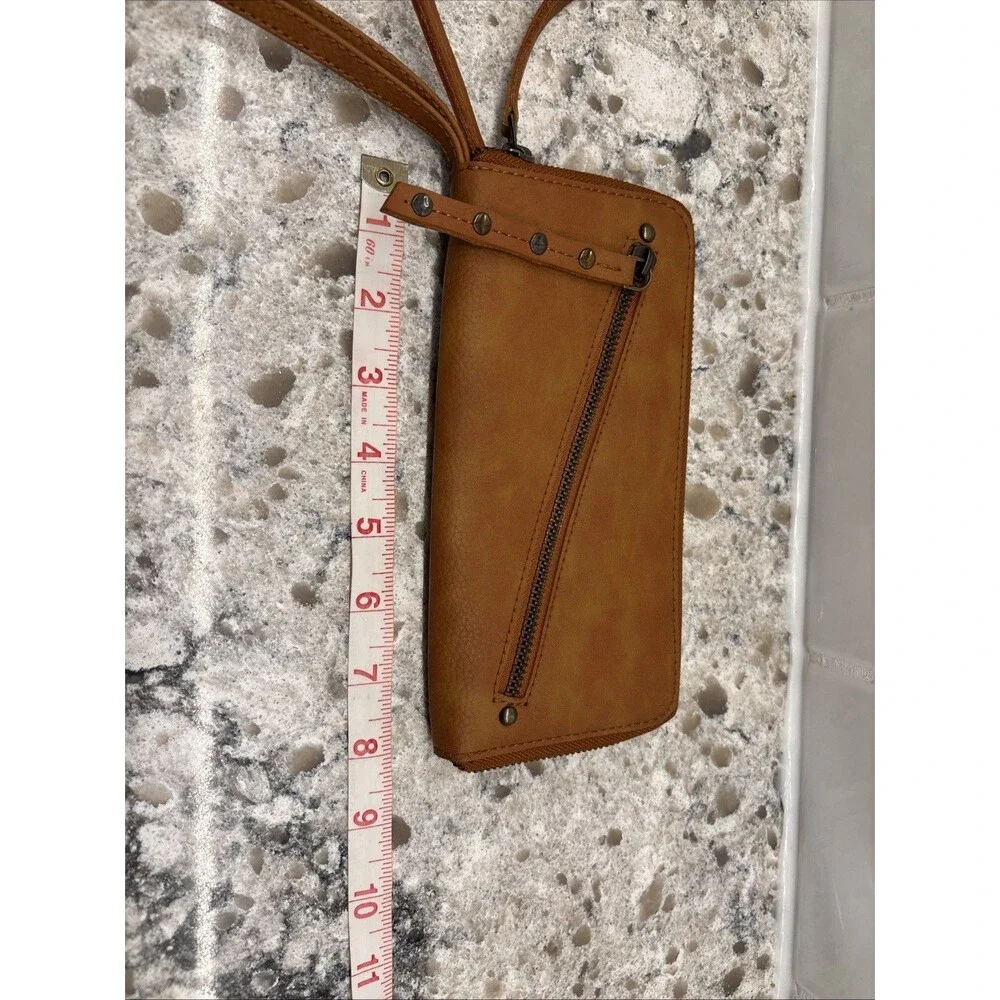 Free‎ People Vegan Leather Brown Wallet Wristlet